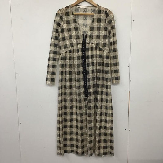 ザラ ZARA ワンピース ロングスカート 3067 312 064 チュール シースルー 長袖 Vネック S 花柄 黒 / ブラック / X ベージュ / ベージュ /  レディース USED 古着 中古 10138669
