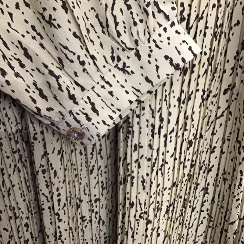 ｽﾘｰﾌｫｰﾀｲﾑ Three Four Time ワンピース ロングスカート セーラーカラー 長袖 M 総柄 黒 / ブラック / X ベージュ / ベージュ /  レディース USED 古着 中古 10142268