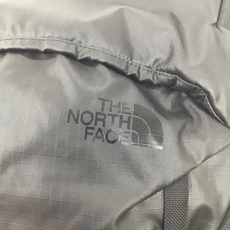 ザノースフェイス THE NORTH FACE リュックサック、デイパック リュックサック、デイバッグ NF0A3KWN STRATOLINER PACK バックパック ロゴ、文字 黒 / ブラック /  メンズ USED 古着 中古 10132483