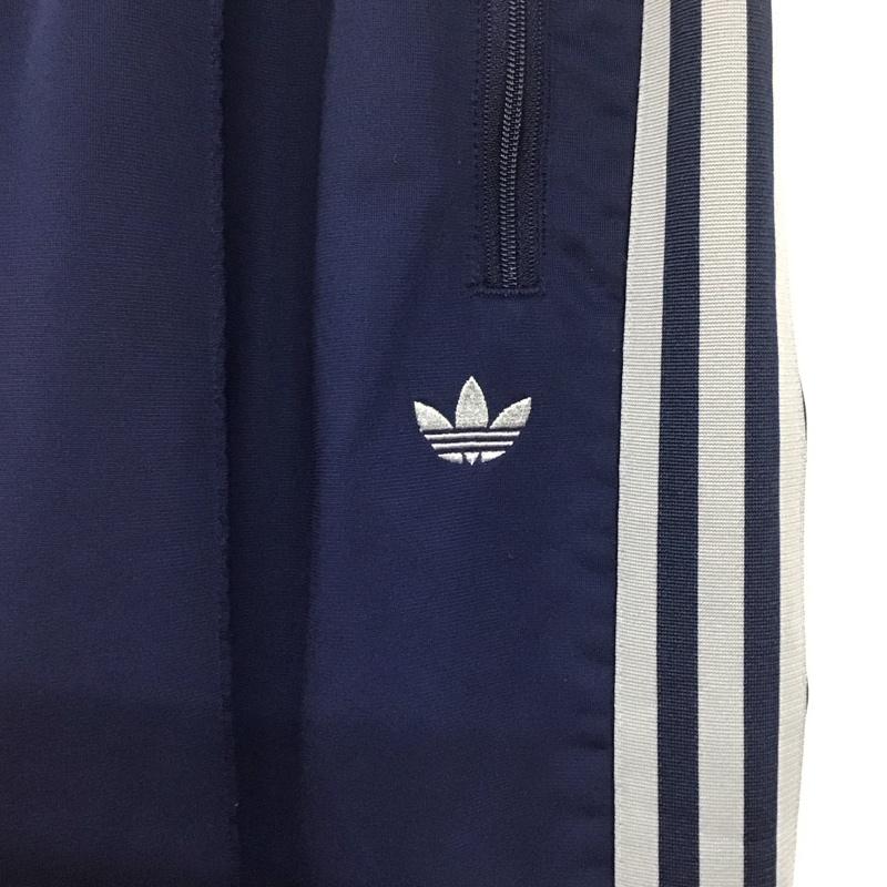 アディダス adidas パンツ ワークパンツ、ペインターパンツ ワイドパンツ カジュアルパンツ ワークパンツ ジャージ M ロゴ、文字 紺 / ネイビー /  メンズ USED 古着 中古 10143380