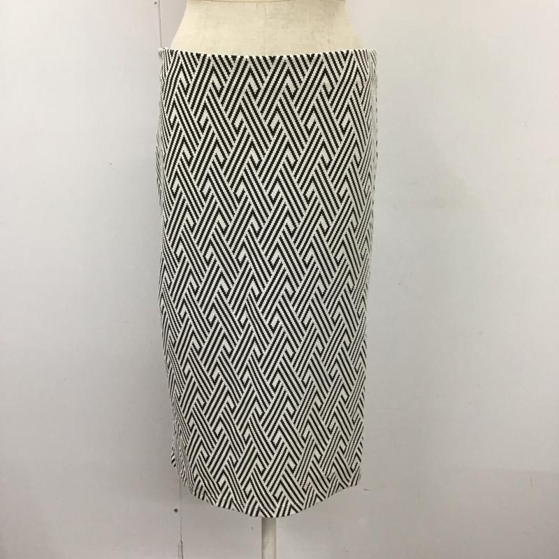 ザラ ZARA TRAFALUC スカート ひざ丈スカート 5039 412 064 タイトスカート L 総柄 白 / ホワイト / X 黒 / ブラック /  レディース USED 古着 中古 10112171