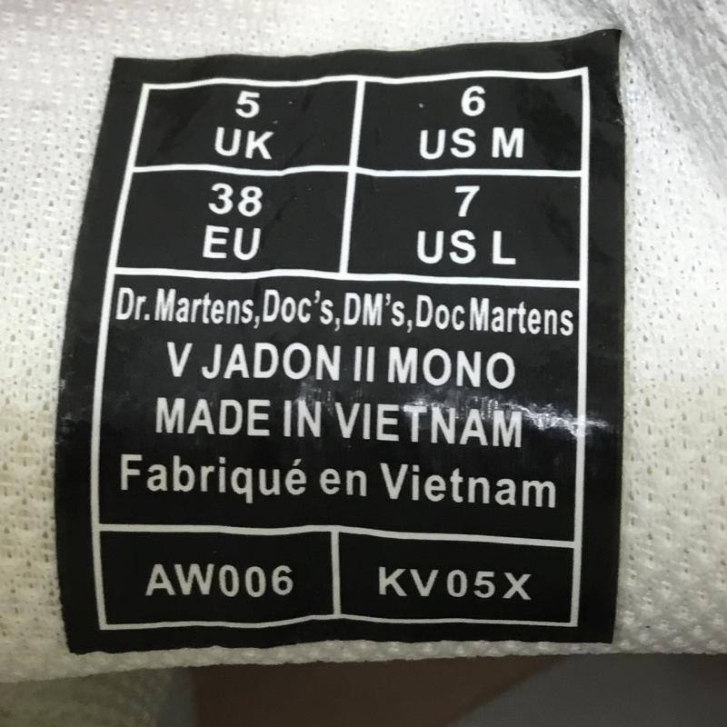 ドクターマーチン Dr.Martens ブーツ ショートブーツ V JADON 2 MONO 27335113 US：7 無地 白 / ホワイト /  レディース USED 古着 中古 10133781