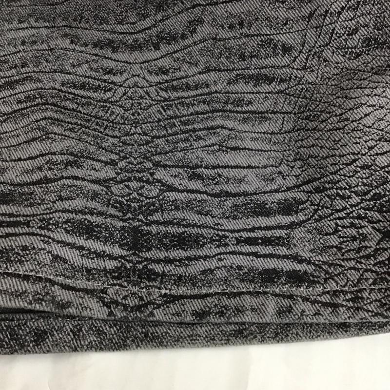 ペレペレ PELLEPELLE パンツ デニム、ジーンズ デニムパンツ ワーカージーンズ カジュアルパンツ ストレートパンツ 36 総柄 灰 / グレー /  メンズ USED 古着 中古 10112072