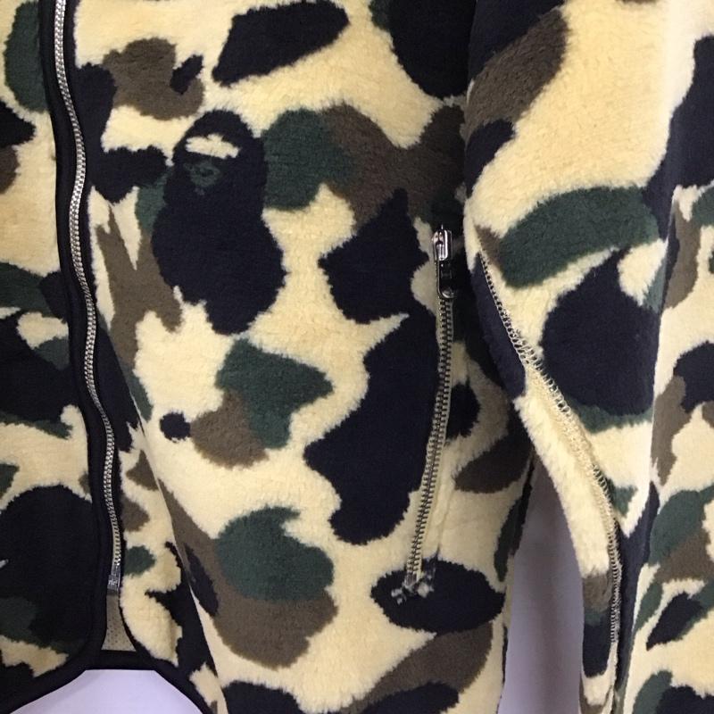 アベイシングエイプ A BATHING APE ジャケット、上着 ジャンパー、ブルゾン フリースジャケット カモ柄 スタンドカラー M カモフラージュ柄・迷彩 黒 / ブラック / X ベージュ / ベージュ / X カーキ / カーキ /  メンズ USED 古着 中古 10139513