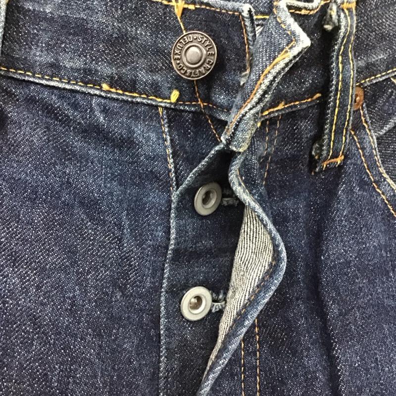 エヴィス EVISU パンツ デニム、ジーンズ デニムパンツ ストレートパンツ ワイドパンツ カジュアルパンツ 30インチ プリント インディゴ / インディゴ /  メンズ USED 古着 中古 10118294