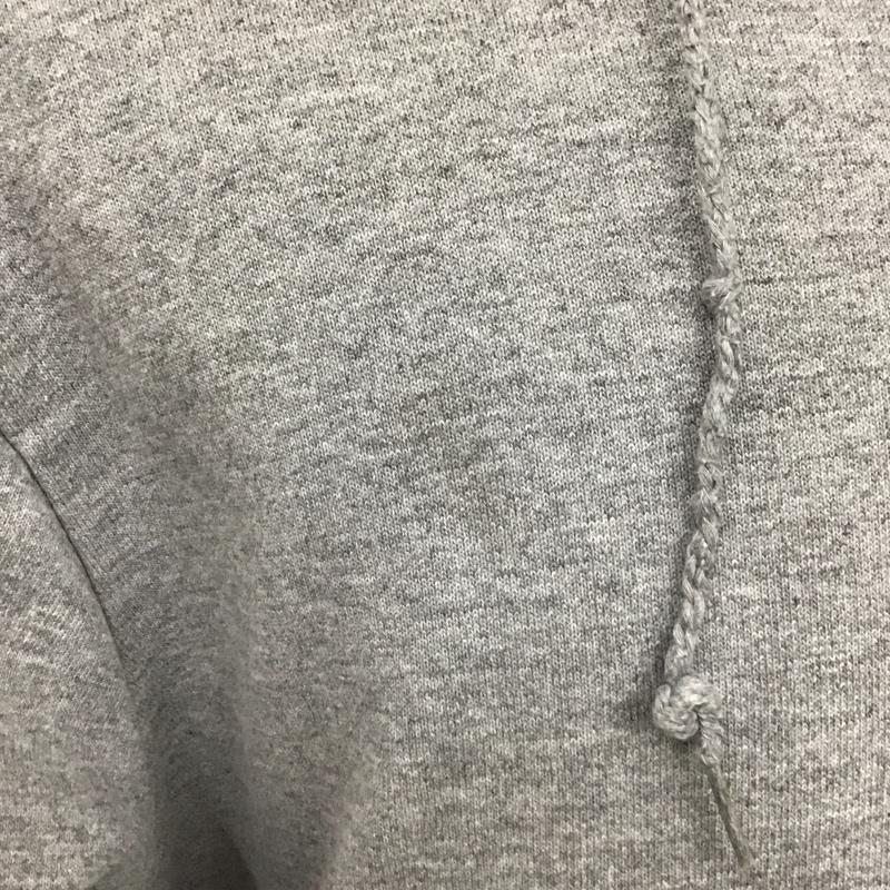 カーハート Carhartt パーカー 長袖 ジップアップパーカー 長袖パーカー フード付きパーカー ロゴ、文字 灰 / グレー /  メンズ USED 古着 中古 10115614