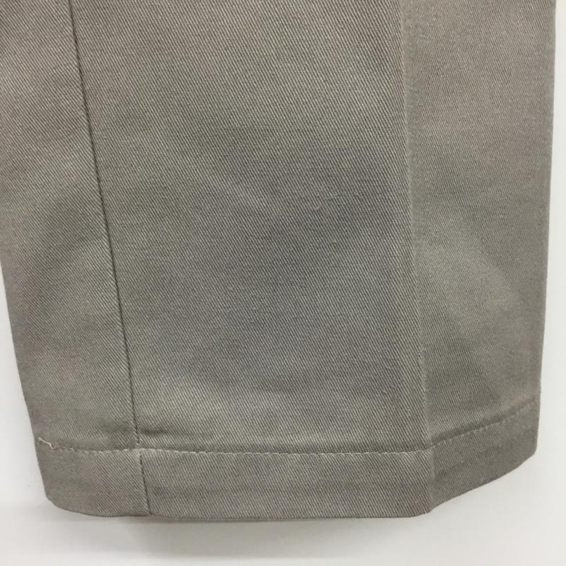 ディッキーズ Dickies パンツ ワークパンツ、ペインターパンツ ワークパンツ ワイドパンツ カジュアルパンツ センタータックパンツ 33インチ 無地 灰 / グレー /  メンズ USED 古着 中古 10115637