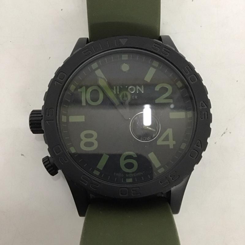 ニクソン NIXON 腕時計 アナログ（クォーツ式） THE51-30 ロゴ、文字 カーキ / カーキ / X 黒 / ブラック /  メンズ USED 古着 中古 10134325
