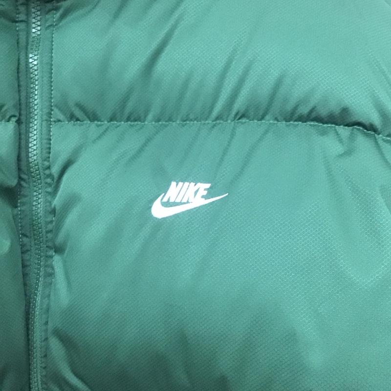 ナイキ NIKE ジャケット、上着 ジャンパー、ブルゾン fb7369-323 クラブジャケット ダウンジャケット アウター 5号 ロゴ、文字 緑 / グリーン /  メンズ USED 古着 中古 10146657