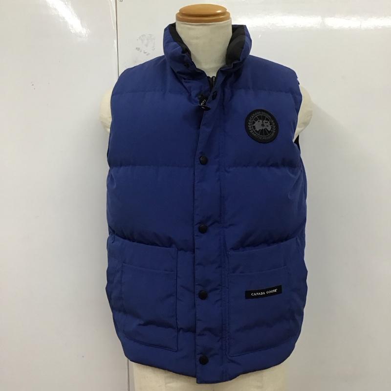 カナダグース CANADA GOOSE ジャケット、上着 ダウンベスト ジップアップダウンベスト ノースリーブ アウター S ロゴ、文字 青 / ブルー /  メンズ USED 古着 中古 10122127