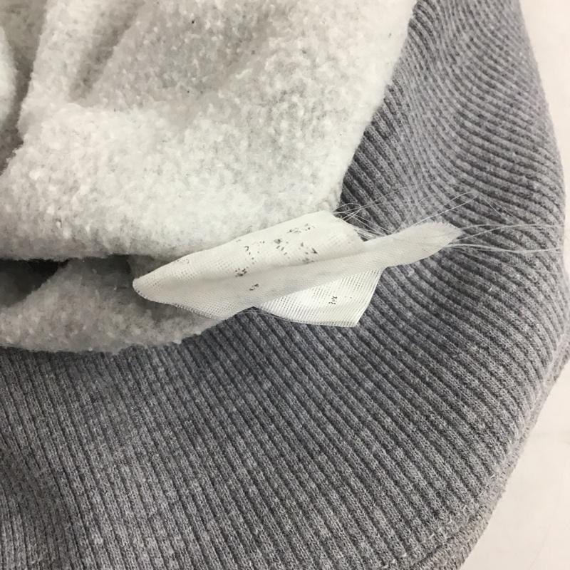 チャンピオン Champion パーカー 長袖 ジップアップパーカー 長袖パーカー カジュアルジャケット L ロゴ、文字 灰 / グレー /  メンズ USED 古着 中古 10146018