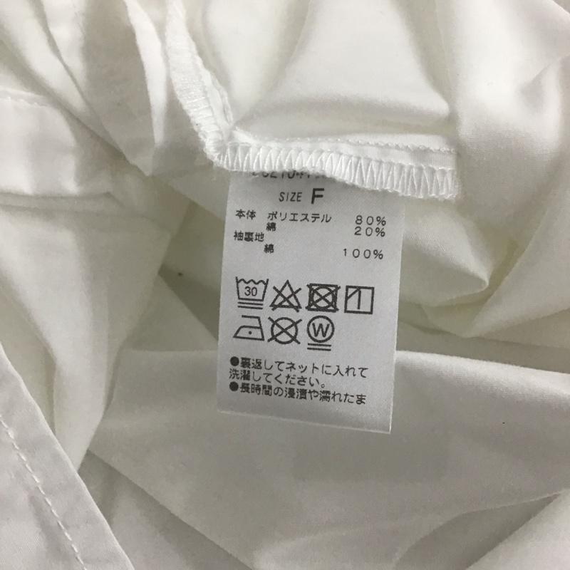 ディスコート Discoat シャツ、ブラウス 七分袖 DCZ1041304A0002 袖バルーンクロップドシャツ FREE 無地 白 / ホワイト /  レディース USED 古着 中古 10133411