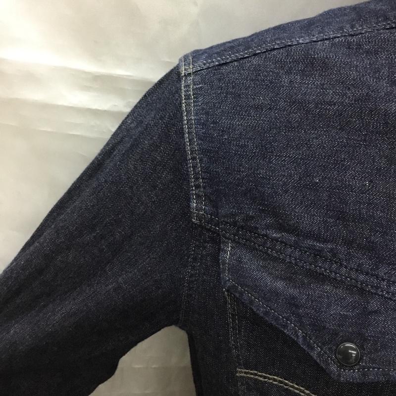 ジースターロゥ G-STAR RAW シャツ、ブラウス 長袖 83602C デニムシャツ M ロゴ、文字 インディゴ / インディゴ /  メンズ USED 古着 中古 10109253