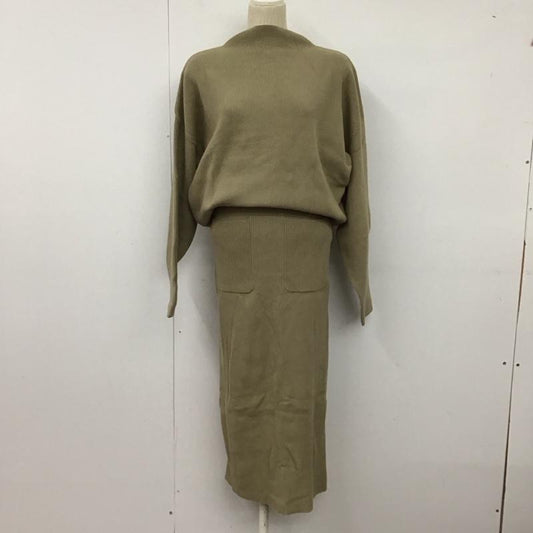 ミラオーウェン Mila Owen セットアップ セットアップ 09wn0224171 セットアップ 長袖ニット ロングニットスカート 0 無地 ベージュ / ベージュ /  レディース USED 古着 中古 10149344