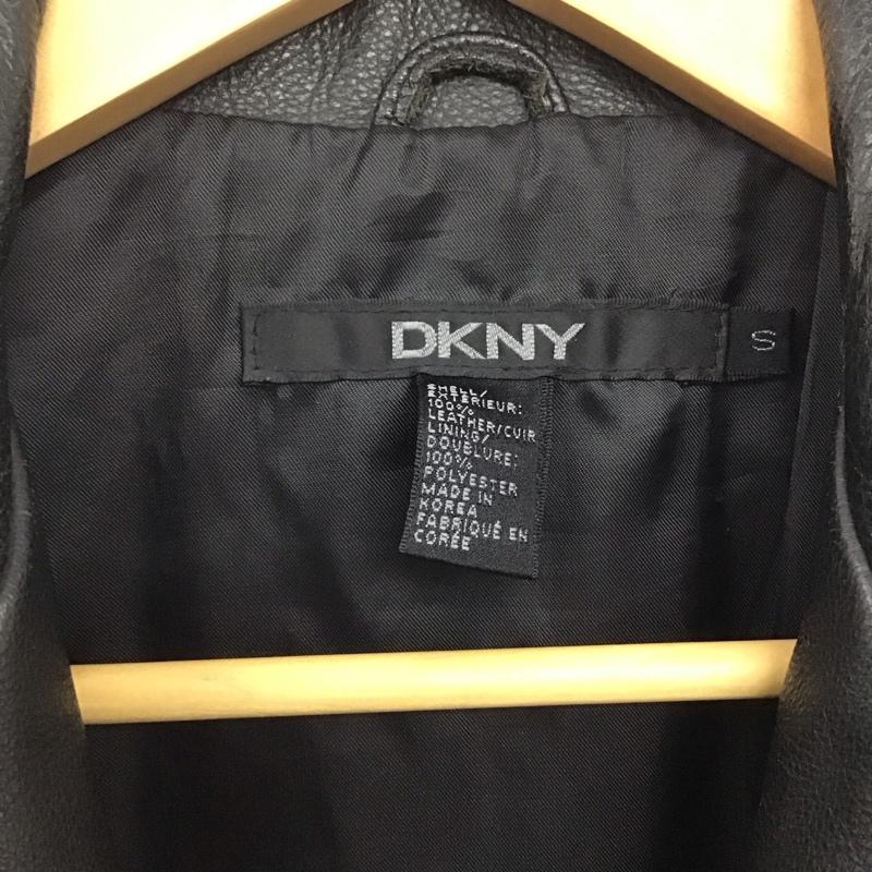 ディーケーエヌワイ DKNY ジャケット、上着 ジャケット、ブレザー ジップアップジャケット レザージャケット アウター S 無地 黒 / ブラック /  メンズ USED 古着 中古 10144456