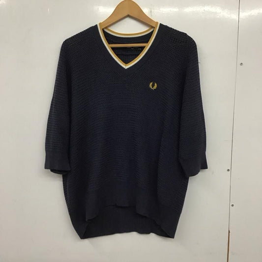 フレッドペリー FRED PERRY ニット、セーター 七分袖 F7211 ドルマンスリーブ Vネック ワンポイント 紺 / ネイビー /  レディース USED 古着 中古 10138690