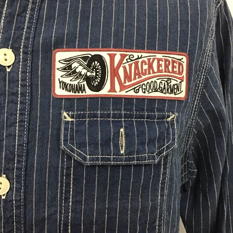 ナッカード KNACKERED シャツ、ブラウス 長袖 40117 バックプリント ロゴ ワークシャツ M ストライプ 紺 / ネイビー /  メンズ USED 古着 中古 10107041