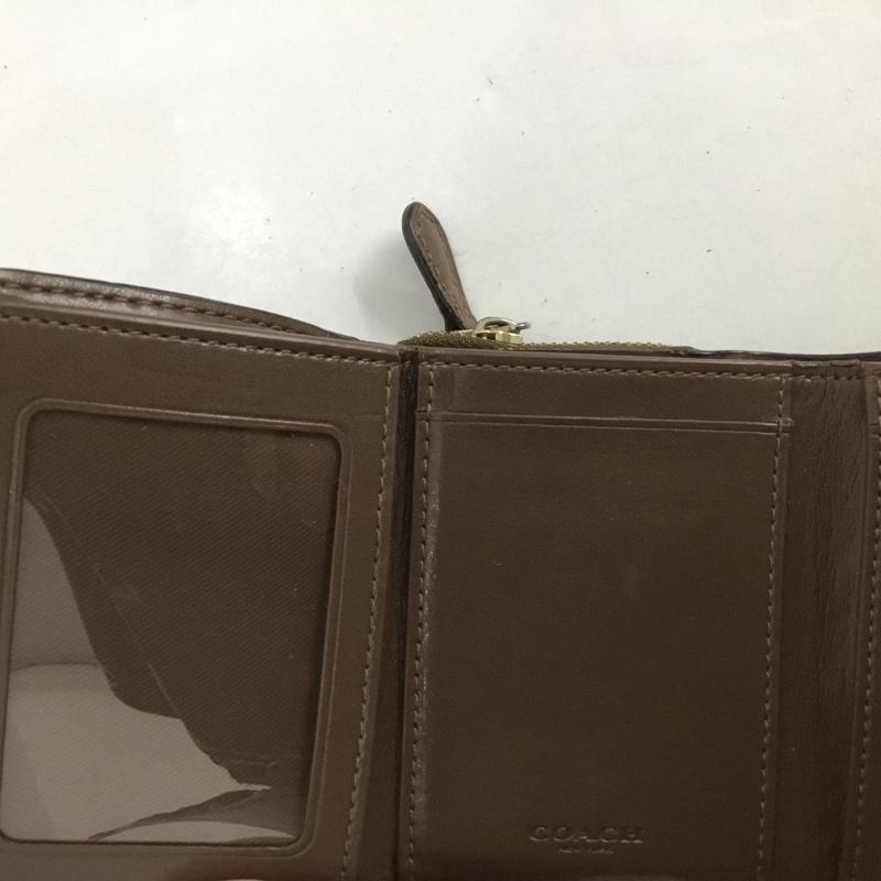 コーチ COACH 財布 コンパクト財布 三つ折り シグネチャー 総柄 ベージュ / ベージュ /  レディース USED 古着 中古 10125199