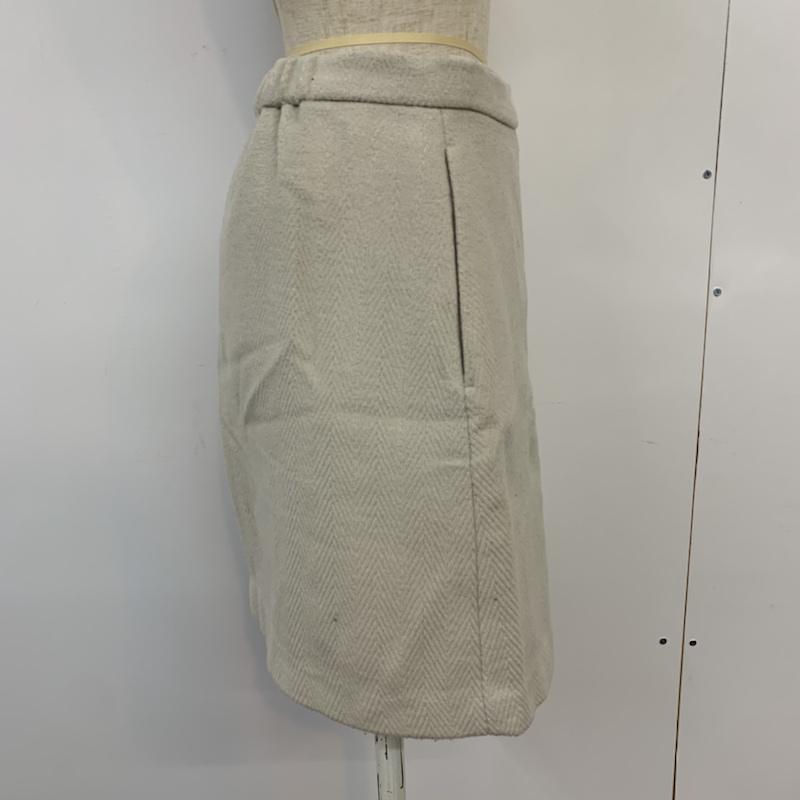ケービーエフ KBF スカート ミニスカート 無地 オフホワイト / オフホワイト /  レディース USED 古着 中古 10042843