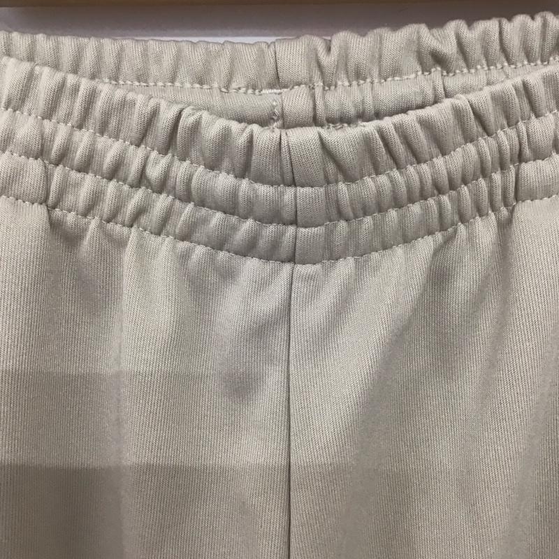 アディダス adidas パンツ ワークパンツ、ペインターパンツ ワイドパンツ カジュアルパンツ ワークパンツ スポーツウェア ロゴ、文字 ベージュ / ベージュ /  メンズ USED 古着 中古 10140128