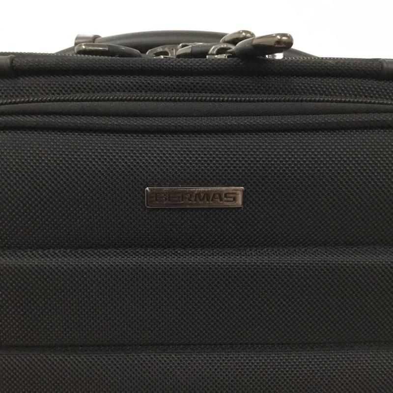 バーマス BERMAS スーツケース、トランク スーツケース、トランク BERMAS ビジネスキャリー 縦型2輪キャリー ロゴ、文字 黒 / ブラック /  メンズ USED 古着 中古 10150454