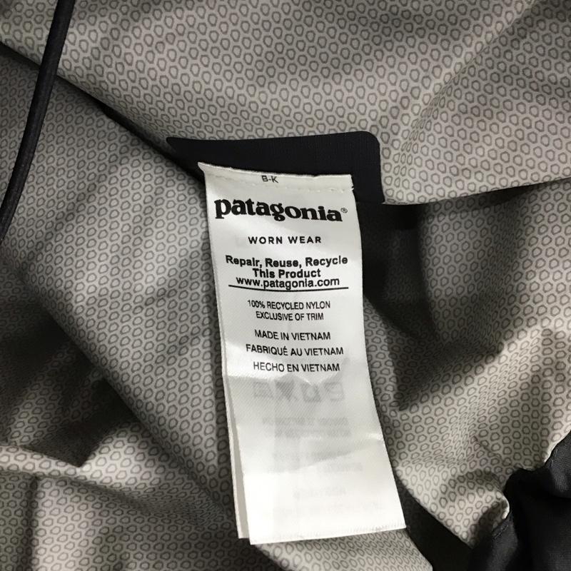 パタゴニア patagonia ジャケット、上着 ジャンパー、ブルゾン ジップアップジャケット ナイロンジャケット アウター パーカー M ロゴ、文字 ダークグレー / ダークグレー /  メンズ USED 古着 中古 10147377