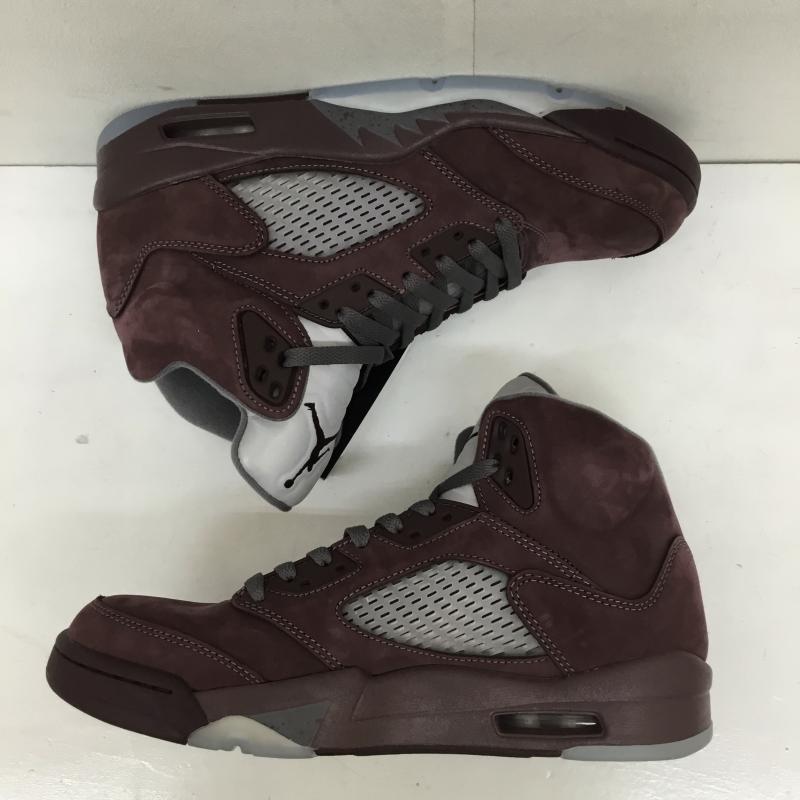 ナイキ NIKE スニーカー スニーカー DZ4131-600 Nike Air Jordan 5 Retro SE Burgundy ナイキ エアジョーダン5 レトロ SE バーガンディ 27.0cm ロゴ、文字 灰 / グレー / X えんじ / ワインレッド /  メンズ USED 古着 中古 10122746