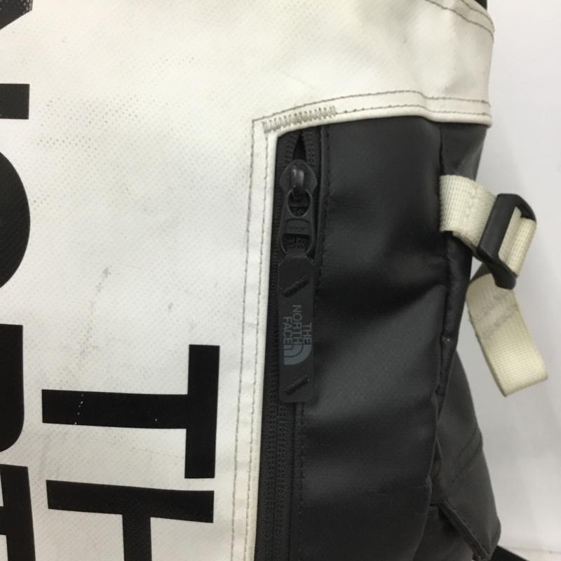 ザノースフェイス THE NORTH FACE リュックサック、デイパック リュックサック、デイバッグ NM81817 BC FUSE BOX 2 ヒューズボックス ロゴ、文字 白 / ホワイト / X 黒 / ブラック /  メンズ USED 古着 中古 10149450