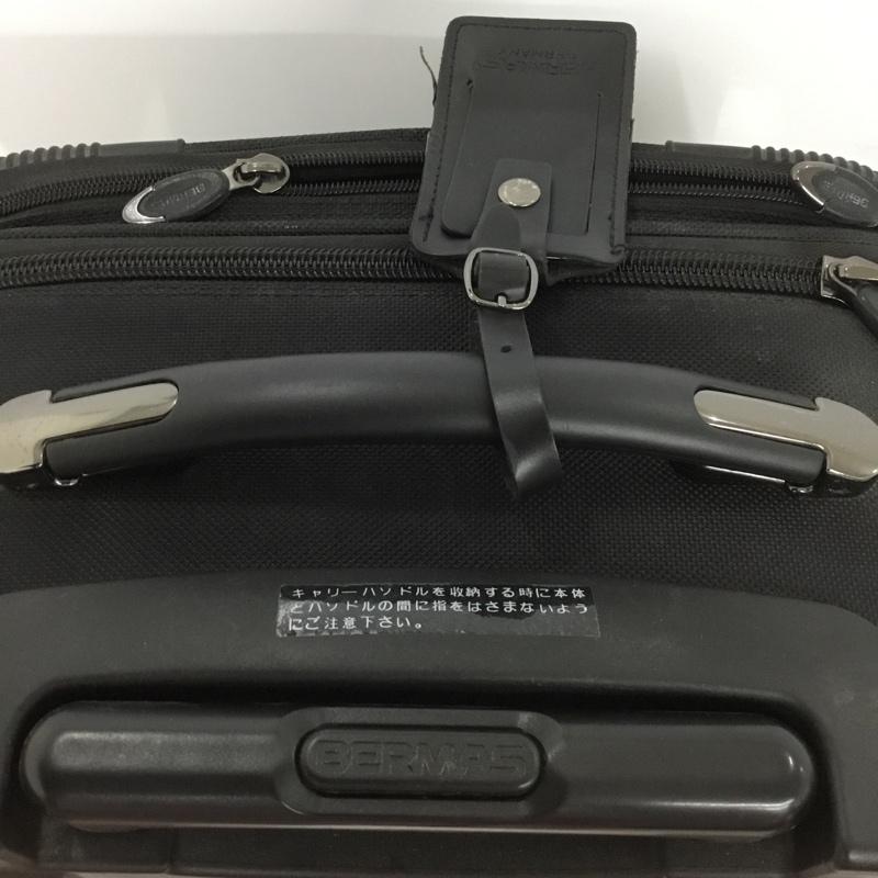 バーマス BERMAS スーツケース、トランク スーツケース、トランク BERMAS ビジネスキャリー 縦型2輪キャリー ロゴ、文字 黒 / ブラック /  メンズ USED 古着 中古 10150454