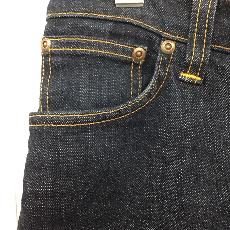 ヌーディージーンズ Nudie Jeans パンツ デニム、ジーンズ 1004617 LONG JOHN W28 L32 28インチ 無地 紺 / ネイビー /  メンズ USED 古着 中古 10107836