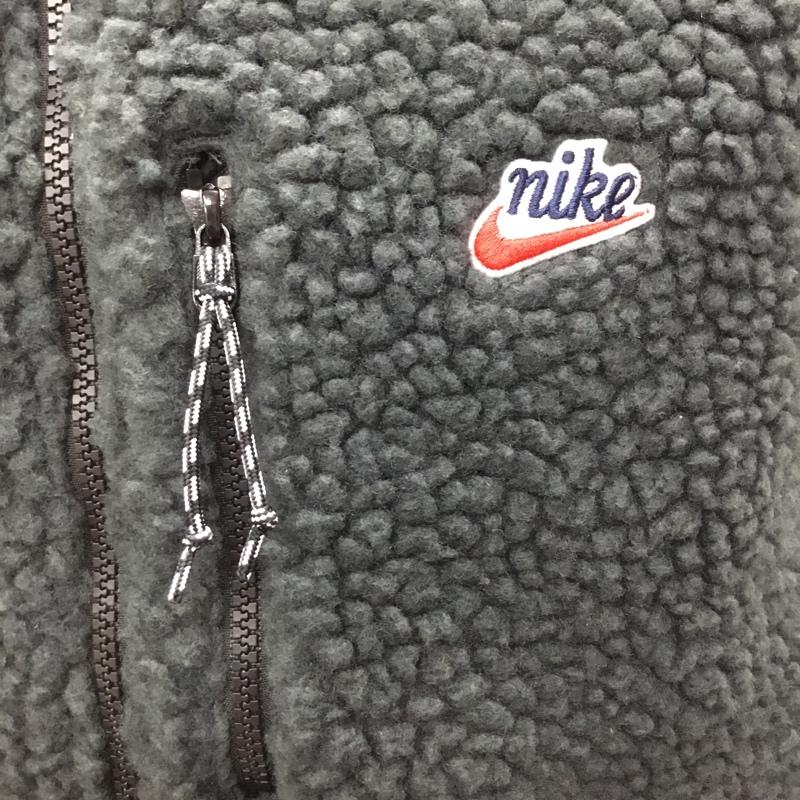 ナイキ NIKE ベスト ベスト CD3143-045 AS M NSW HE VEST WINTER OFF NOIR ボア フリース L ロゴ、文字 黒 / ブラック / X ダークグレー / ダークグレー /  メンズ USED 古着 中古 10121020