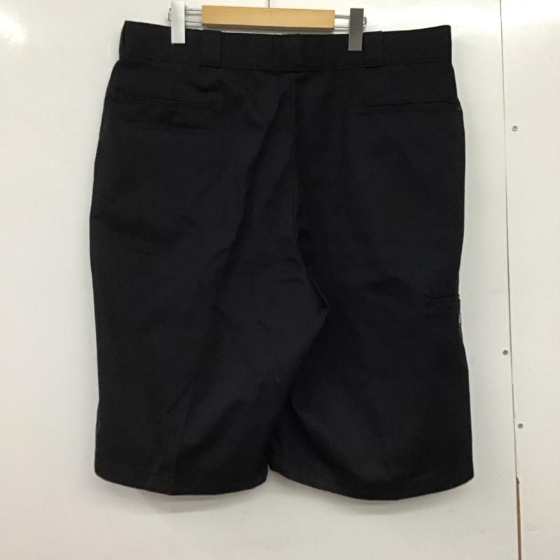 ディッキーズ Dickies パンツ ショートパンツ ハーフパンツ ショートパンツ カジュアルパンツ 40インチ ロゴ、文字 黒 / ブラック /  メンズ USED 古着 中古 10145058