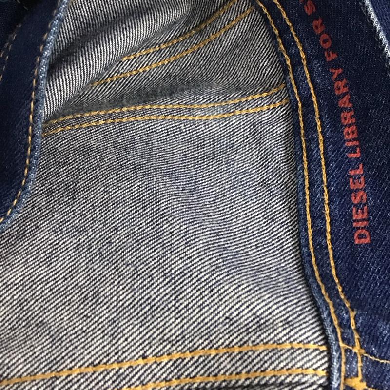ディーゼル DIESEL ジャケット、上着 ジャケット、ブレザー デニムジャケット Gジャン アウター カジュアルジャケット M ロゴ、文字 インディゴ / インディゴ /  メンズ USED 古着 中古 10142401