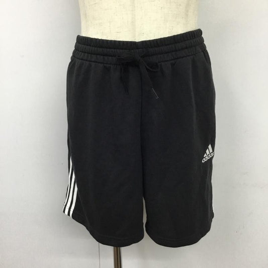 アディダス adidas パンツ ショートパンツ GK9597 ハーフパンツ エッセンシャルズ フレンチテリー 3ストライプス ショーツ タグ付き ロゴ、文字 黒 / ブラック / X 白 / ホワイト /  メンズ USED 古着 中古 10119760