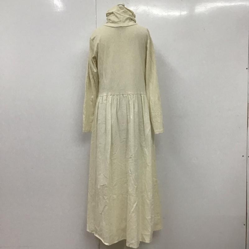 リブインコンフォート Live in comfort ワンピース ロングスカート CS-693-086 タートルネックインナーワンピース ロングワンピース 無地 白 / ホワイト /  レディース USED 古着 中古 10110256