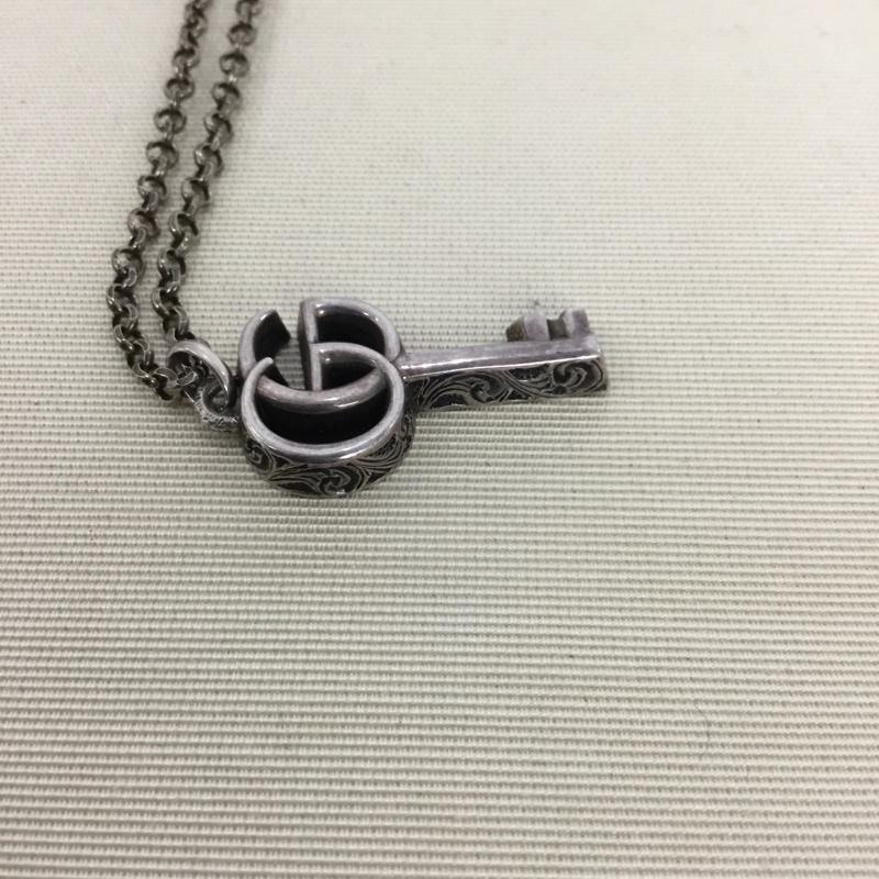 グッチ GUCCI アクセサリー ネックレス、ペンダント ダブルG キーペンダント 無地 銀 / シルバー /  メンズ USED 古着 中古 10150014