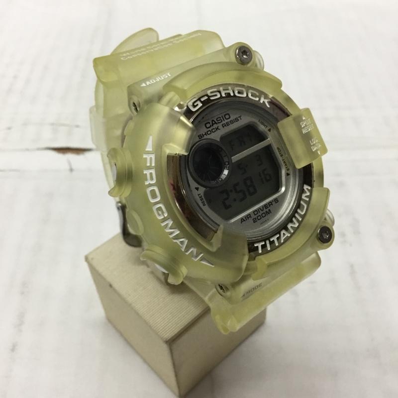 ジーショック G-SHOCK 腕時計 デジタル DW-8201WC FROGMAN W.C.C.S 世界サンゴ礁保護協会 箱有 ロゴ、文字 透明 / クリア /  メンズ USED 古着 中古 10110542