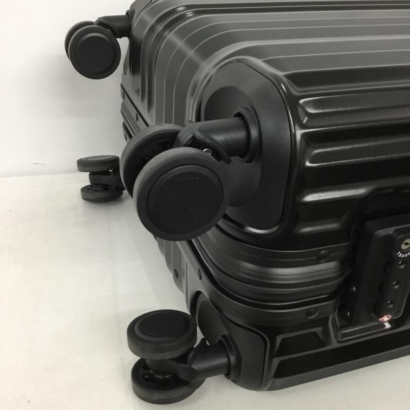 リカルド RICARDO スーツケース、トランク スーツケース、トランク AIV-19-001-4WB キャリーケース TSAロック ロゴ、文字 黒 / ブラック /  メンズ USED 古着 中古 10147557