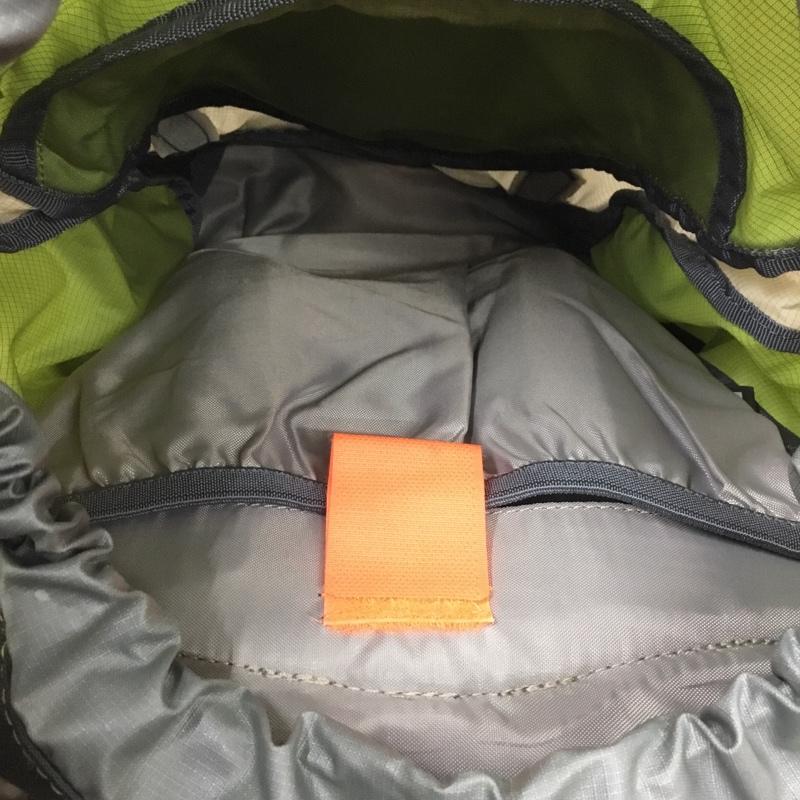ドイター DEUTER リュックサック、デイパック リュックサック、デイバッグ Zugspitze 20 SL レインカバー付き バックパック アウトドア ロゴ、文字 黄緑 / イエローグリーン /  メンズ USED 古着 中古 10125094