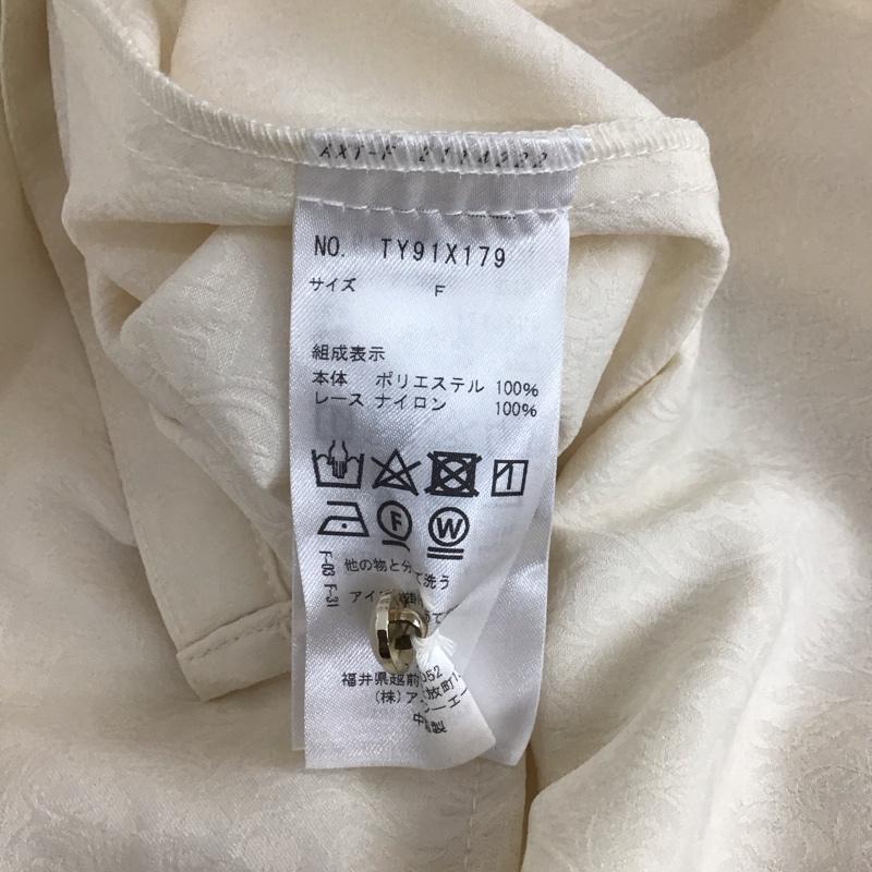 アクシーズファム axes femme シャツ、ブラウス 長袖 TY91X79 ジャガードケープブラウス タグ付き FREE  アイボリー / アイボリー /  レディース USED 古着 中古 10120805