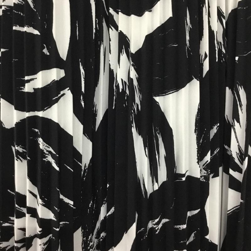 オズモーシス OSMOSIS スカート ロングスカート 597006-009S メッシュヘムプリーツスカート ONE SIZE 総柄 白 / ホワイト / X 黒 / ブラック /  レディース USED 古着 中古 10144653