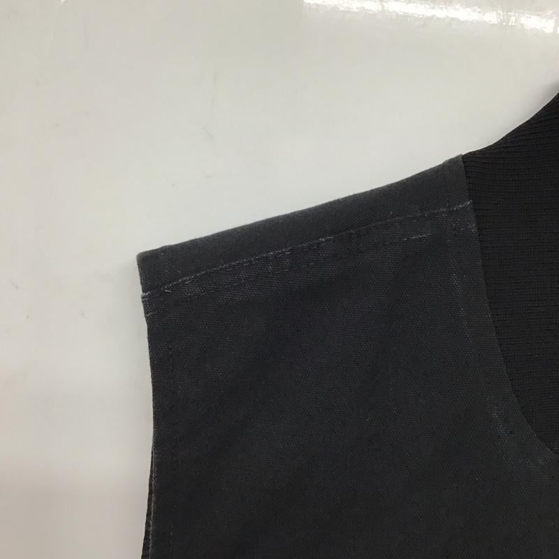 カーハート Carhartt ベスト ベスト ジップアップベスト ノースリーブカットソー アウター XL ロゴ、文字 ダークグレー / ダークグレー /  メンズ USED 古着 中古 10150663