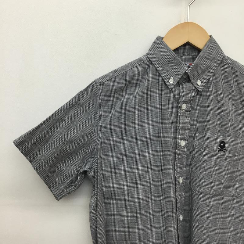 アベイシングエイプ A BATHING APE シャツ、ブラウス 半袖 A BATHING APE 半袖シャツ　4800-131-061 S チェック 白 / ホワイト / X 黒 / ブラック /  メンズ USED 古着 中古 10127622