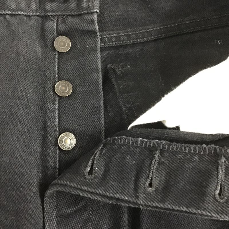 リーバイストラウスアンドコー Levi Strauss & co. パンツ デニム、ジーンズ デニムパンツ ストレートパンツ ワイドパンツ カジュアルパンツ uk製 90s 00s 無地 黒 / ブラック /  メンズ USED 古着 中古 10106264