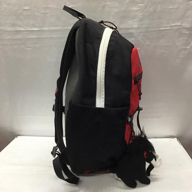 マムート Mammut バッグ バッグ 2510-01542 ファースト ジップ ぬいぐるみ キッズ デイパック リュック ロゴ、文字 黒 / ブラック / X 赤 / レッド /  ボーイズ USED 古着 中古 10117907