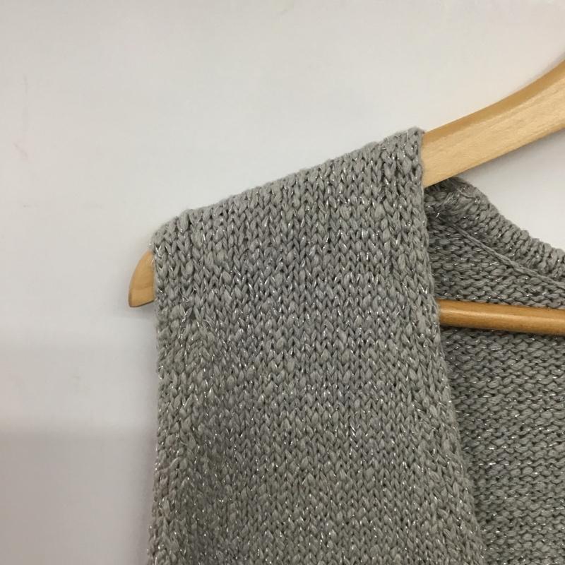 ローリーズファーム LOWRYS FARM ベスト ベスト ニットベスト ノースリーブカットソー プルオーバー Vネック FREE 無地 灰 / グレー /  レディース USED 古着 中古 10142455