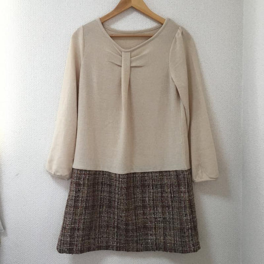 リブインコンフォート Live in comfort ワンピース ひざ丈スカート ウエスト切り替えワンピース L  ベージュ / ベージュ /  レディース USED 古着 中古 10029316