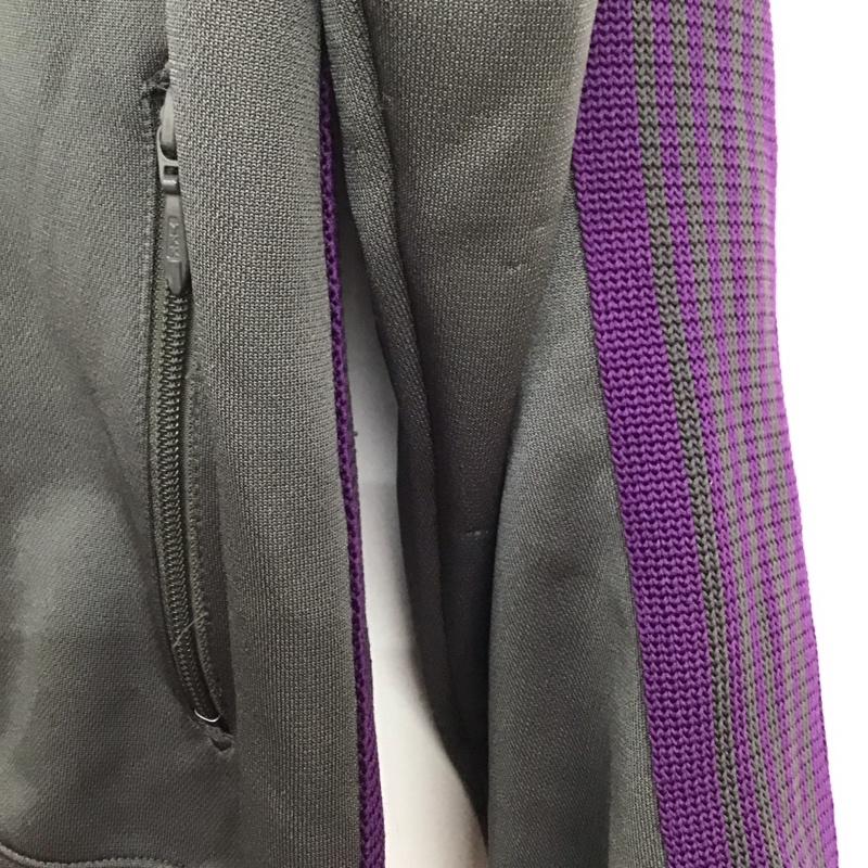 ニードルス Needles ジャケット、上着 ジャケット、ブレザー ジップアップジャケット ジャージ アウター スタンドカラー L ロゴ、文字 灰 / グレー /  メンズ USED 古着 中古 10142917