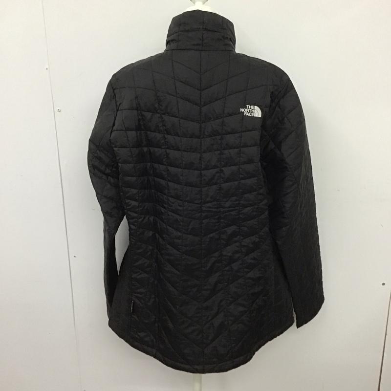 ザノースフェイス THE NORTH FACE ジャケット、上着 ジャケット、ブレザー nf0a4p9v ナイロンジャケット ジップアップジャケット アウター XL ロゴ、文字 黒 / ブラック /  レディース USED 古着 中古 10124733