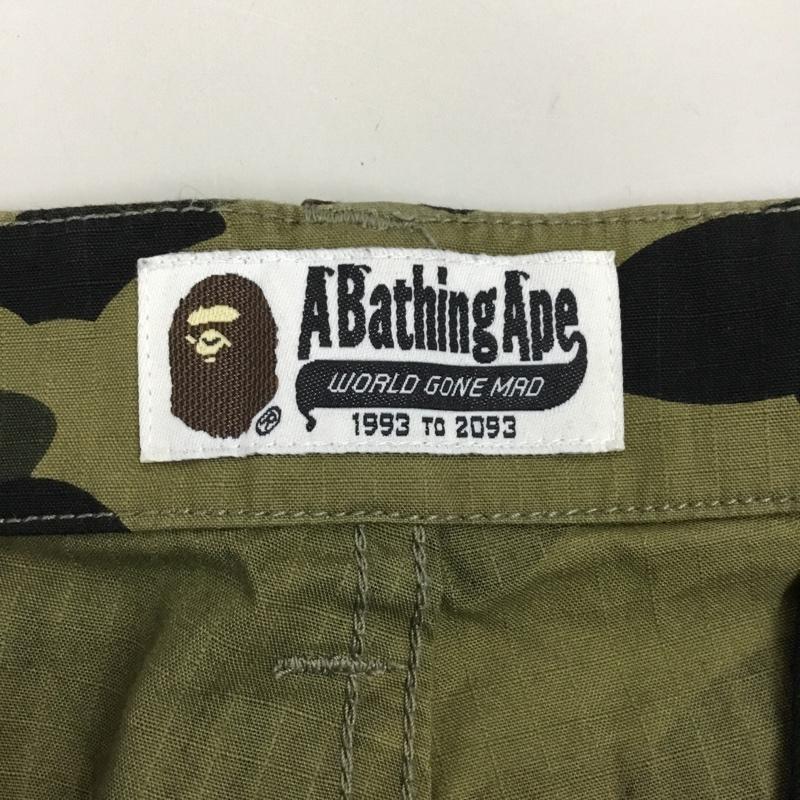 アベイシングエイプ A BATHING APE パンツ ワークパンツ、ペインターパンツ ミリタリーパンツ ワイドパンツ ストレートパンツ カジュアルパンツ M カモフラージュ柄・迷彩 マルチカラー / マルチカラー /  メンズ USED 古着 中古 10111290